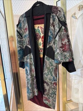 Floral & Wave Printed Kimono Jacket in Multi Colors
